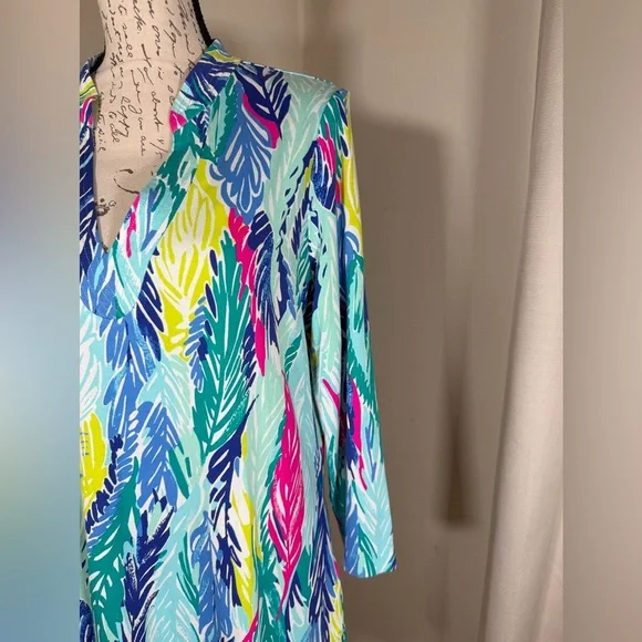 Lilly Pulitzer Multicolor Feather Print Top - Picture 3 of 9